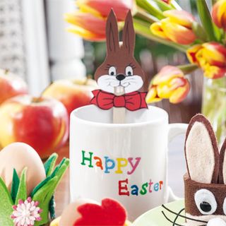 Easter bunny clip with coffee mug