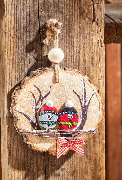Jolies décorations de Noël en rondelles de bois et béton - VBS Hobby