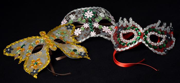 Creating Venetian Masks with Instructions