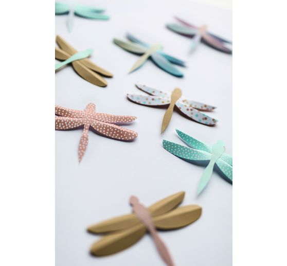 Papier cartonné à motifs « Plumetis »