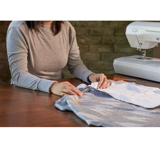 Fiskars Table seam ripper