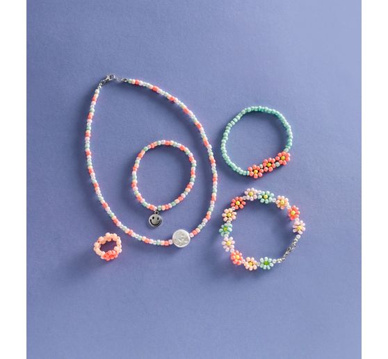 Pearl jewelry set "Sweet Flowers"
