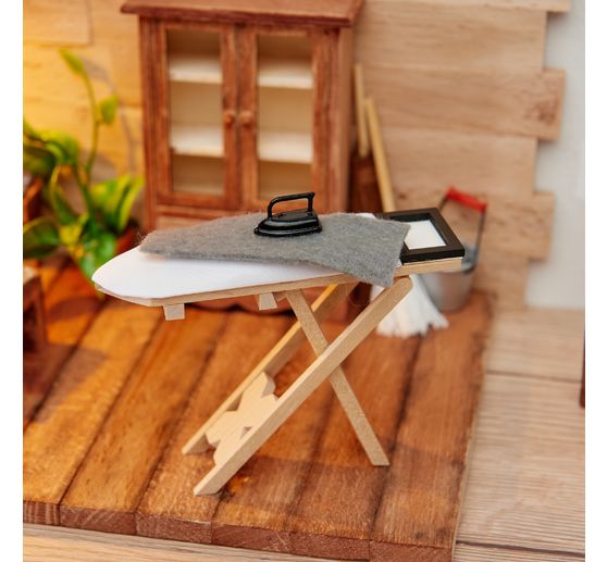 Wichtel-Set "Bügelbrett, Bügeleisen & Strickutensilien"