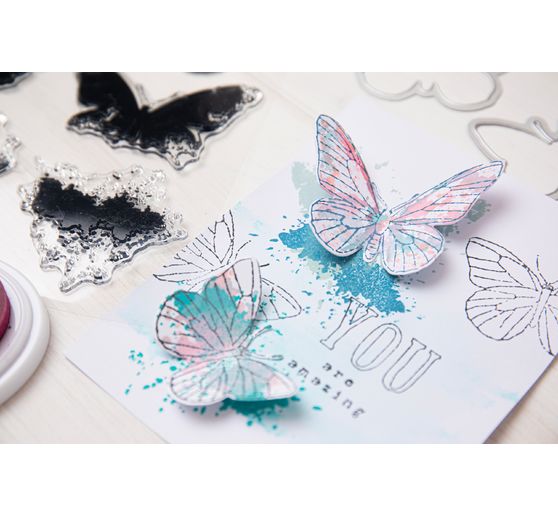 Gabarits d’estampe Sizzix Framelits et tampons Clear Stamps « Painted Pencil Butterflies »