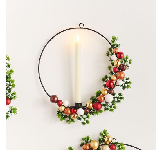Weihnachtskugeln aus Glas am Draht