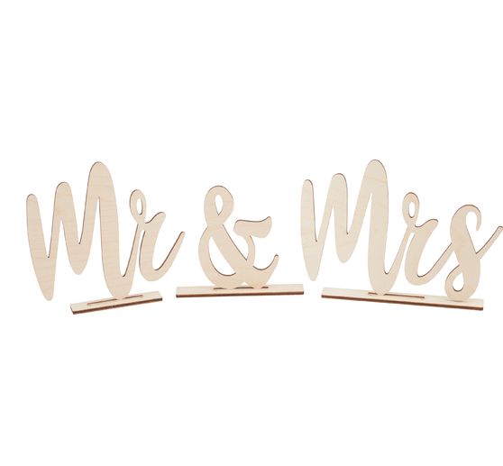 Wooden sign "Mr & Mrs"