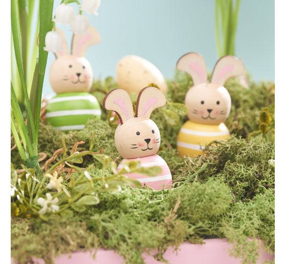 Flower pick with greenery