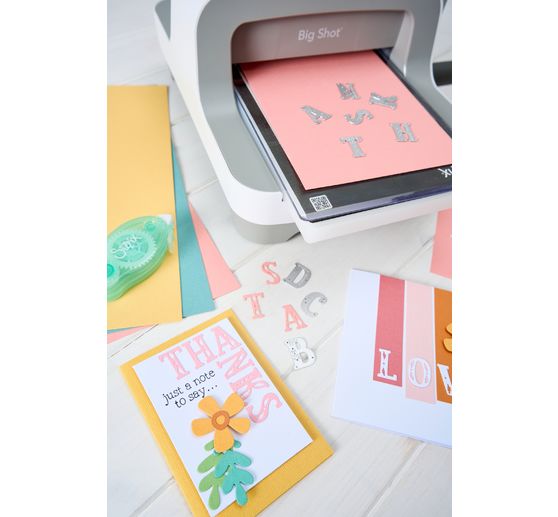 Gabarit d&rsquo;estampe Sizzix Thinlits &laquo; Folk Alphabet &raquo;