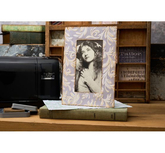 Sizzix A5 3D Embossing template by Tim Holtz