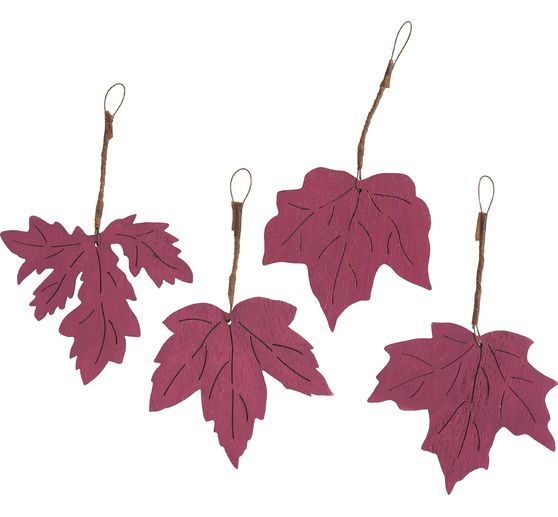 Wooden autumn leaves with decoration pendant